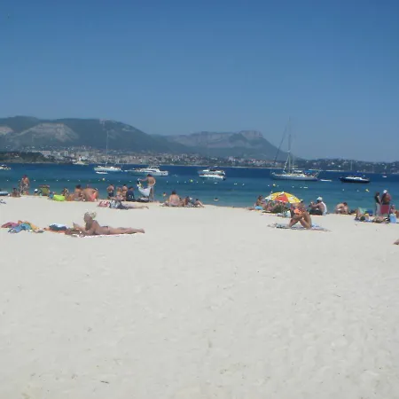 Etoile De - Appt 3 Ch 2 Sdb A 150m D'une De Sable Fin Hyper Equipe & Wifi 公寓 *